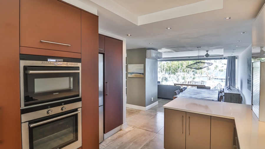 To Let 4 Bedroom Property for Rent in Gordons Bay Village Western Cape